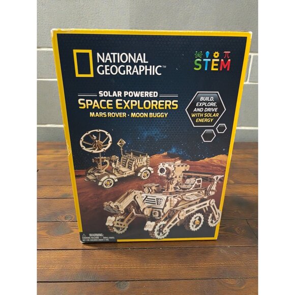 National Geographic Stem Solar Powered Space Explorers Mars Rover & Moon Buggy K - Picture 1 of 9